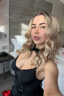Femme ukrainienne célibataire vladyslava de kyiv avec Blond cheveux, âge 28