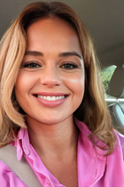 rome mariée elena avec Chatain clairs cheveux, âge 46 photo-9