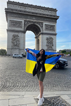 Ukrainian woman anna from lviv with Black hair age 33 photo-10