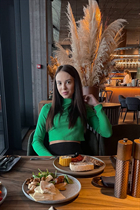 Ukrainian single woman olya from kiev with Dark Brown hair age 29 photo-6