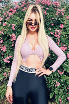 Ukrainian woman online krystyna from krivoy rog with Blonde hair age 29 photo-30