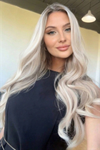 Femme ukrainienne célibataire iryna de lviv avec Blond cheveux, âge 28 photo-2