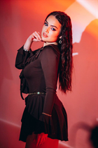 Mariée ukrainienne amina de lviv avec Brunette cheveux, âge 24 photo-1