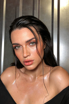 Mariée de barcelona victoria avec Brunette cheveux, âge 30 photo-8