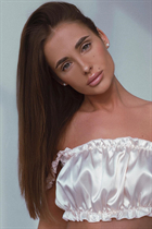 A pretty woman russian elena from moscow with Dark Brown hair age 29 photo-18