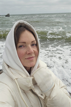 Single ukrainian girl elena from odessa with Light Brown hair age 53 photo-1