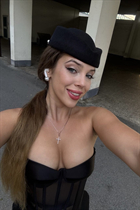 Modèle fille ukrainienne liza de paris avec Brunette cheveux, âge 24 photo-12