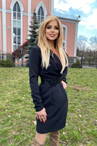 Beautiful Ukrainian girl marina from kiev with Blonde hair age 42 photo-12