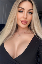 Ukrainian lady christina from lviv with Blonde hair age 36 photo-2