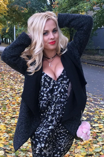 Ukrainian single woman anna from kharkiv with Blonde hair age 38