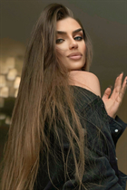 Femme parfaite tatiana de paris avec Chatain clairs cheveux, âge 40 photo-30