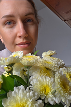 Perfect woman kseniya from budapest with Light Brown hair age 36 photo-3
