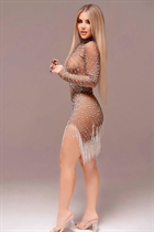 warsaw bride victoria with Blonde hair age 34 photo-5