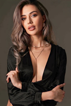 Femmes incroyables d'Ukraine alina de kyiv avec Brunette cheveux, âge 27 photo-1