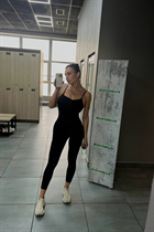 Mujer perfecta olga de helsinki con pelo Marrón claro y edad 31 photo-13