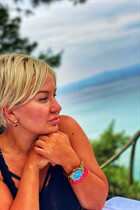 Ukrainian lady elena from kiev with Blonde hair age 42 photo-11