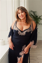 Beautiful ukrainian woman anna from lviv with Light Brown hair age 49 photo-3