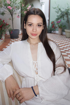 Beautiful ukrainian bride yelyzaveta from mukachevo with Dark Brown hair age 18 photo-4