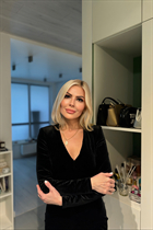 Single Ukrainian lady oksana from kiev with Blonde hair age 55 photo-15