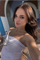 Modèle fille ukrainienne kseniia de dnepr avec Chatain clairs cheveux, âge 18 photo-7