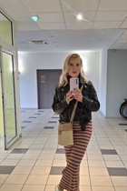 Mariée de dublin oksana avec Blond cheveux, âge 44 photo-10