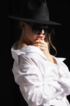 Dating a german girl varvara from berlin with Light Brown hair 20 years old photo-62