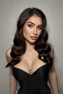 Dating a ukrainian woman anastasia from kiev with Light Brown hair age 23