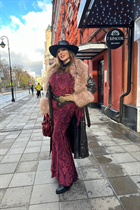 riga bride yana with Light Brown hair age 49 photo-31