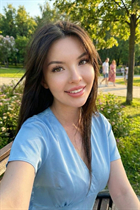 Jolie fille almira de astana avec Chatain clairs cheveux, âge 32 photo-8