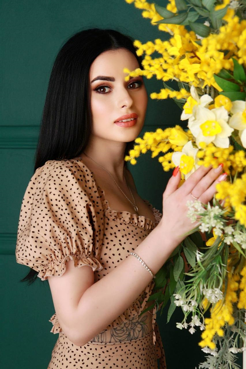 Wonderful Svetlana (28 y.o.) from Kiev with Black hair - ID 478217 ...