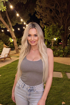Mariée allemande elena de baden baden avec Blond cheveux 37 ans photo-13