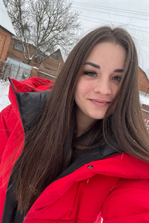 Femme ukrainienne pour le mariage veronica de poltava avec Brunette cheveux, âge 28