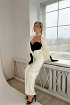 Femme parfaite dana de almaty avec Blond cheveux, âge 29 photo-1