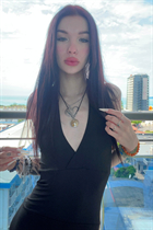 Ukrainian woman for marriage daria from kremenchuk with Black hair age 21 photo-13