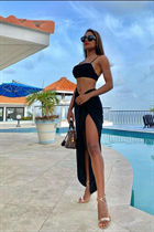 Novia de punta cana tatis con pelo Marrón claro y edad 27 photo-13