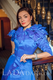 Single women in ukraine yana from zaporozhye with Dark Brown hair age 37