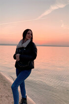 Ukrainian beauty valeriia from kiev with Black hair age 23 photo-8