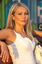 Chica bonita yulia de los angeles con pelo Rubio y edad 52 photo-33