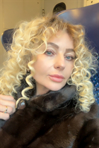 Bride from vienna olena with Blonde hair age 50 photo-10