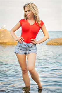 Rencontre fille ukrainienne ivanna de odessa avec Blond cheveux, age 40