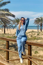 Girl from valencia alina with Light Brown hair age 43 photo-52