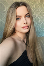 Pretty girl nadia from miami with Light Brown hair age 22 photo-11