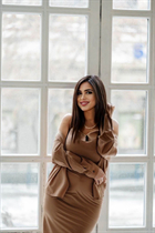 Pretty girl alena from terni with Dark Brown hair age 34 photo-3