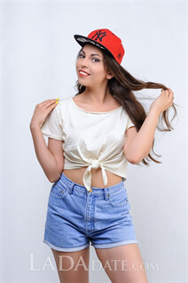 Order russian wife tatiana from dnepr with Dark Brown hair age 26