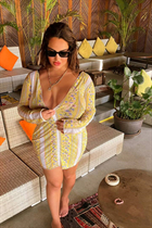 Perfect woman camilia from paris with Light Brown hair age 30 photo-4