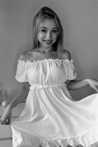 Rencontre femme ukrainienne nastya de kiev avec Chatain clairs cheveux, age 23 photo-6