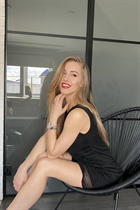 Ukrainian woman online svitlana from ternopol with Light Brown hair age 37 photo-9