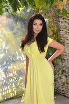 Novia de lund irina con pelo Marrón oscuro y edad 60 photo-7