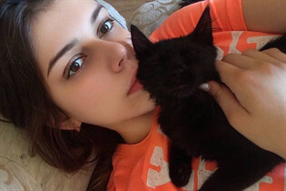 Ukrainian wife from kiev yana with Dark Brown hair age 24 photo-27