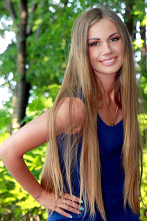 Single women in ukraine irina from kherson with Blonde hair age 36